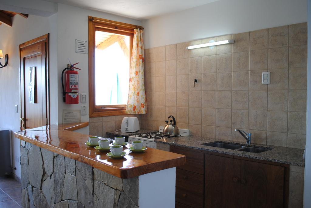 Alun Bungalows Apart San Carlos de Bariloche Værelse billede